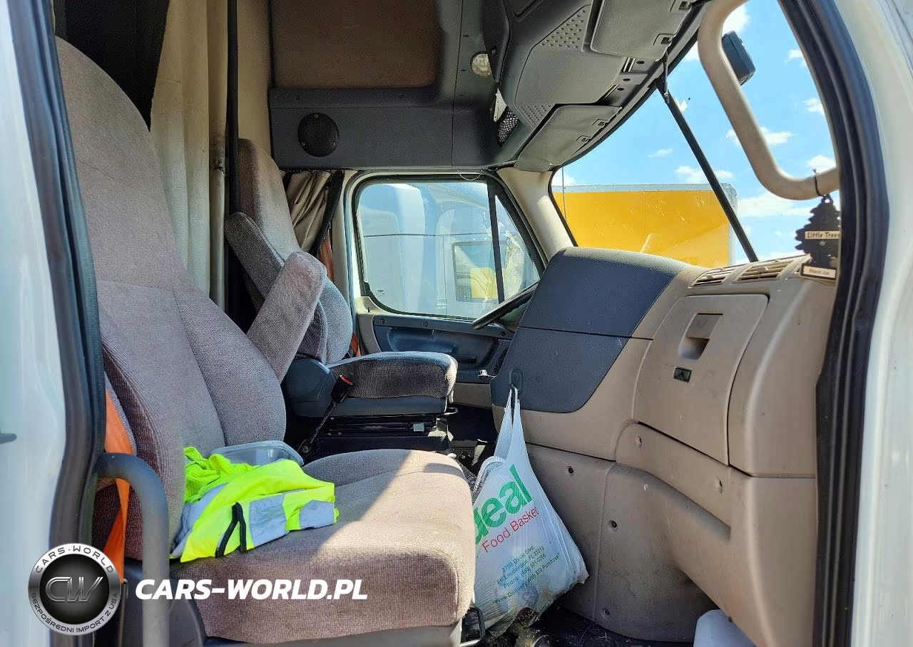 2018 Freightliner Cascadia 125 Semi Truck VIN:3AKJGLDV5JDKD0685 - 5
