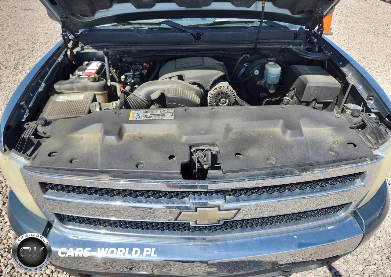 2008 Chevrolet Silverado C1500 VIN:3GCEC13048G247446 - 11