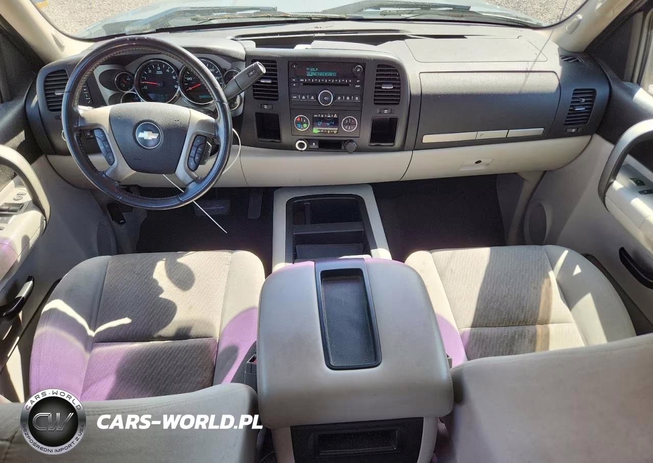 2008 Chevrolet Silverado C1500 VIN:3GCEC13048G247446 - 8