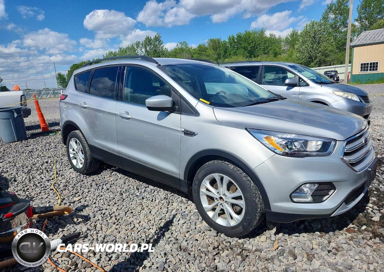 2017 Ford Escape Se VIN:1FMCU0GD1HUA12376 - 4