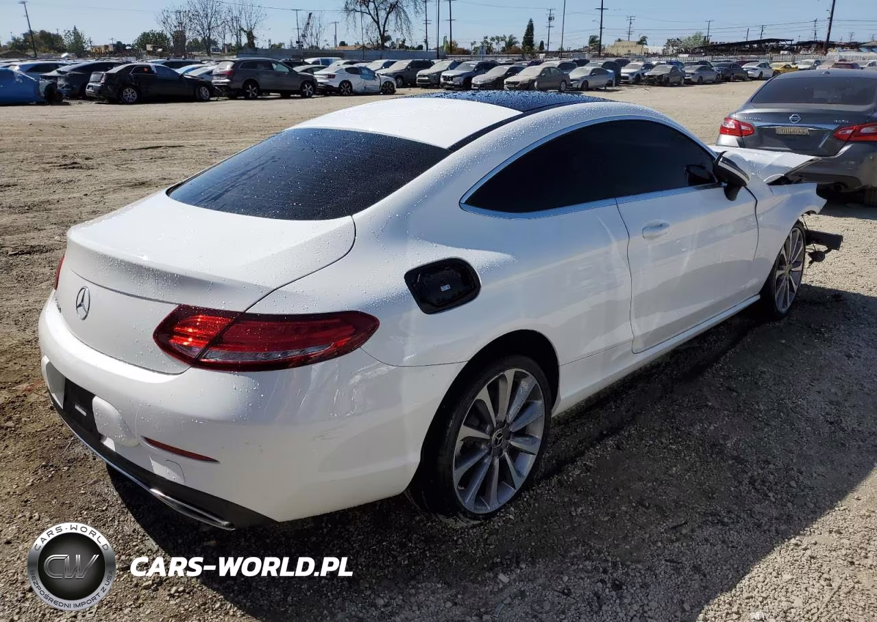 2018 Mercedes-Benz C 300 VIN:WDDWJ4JB2JF624045 - 3