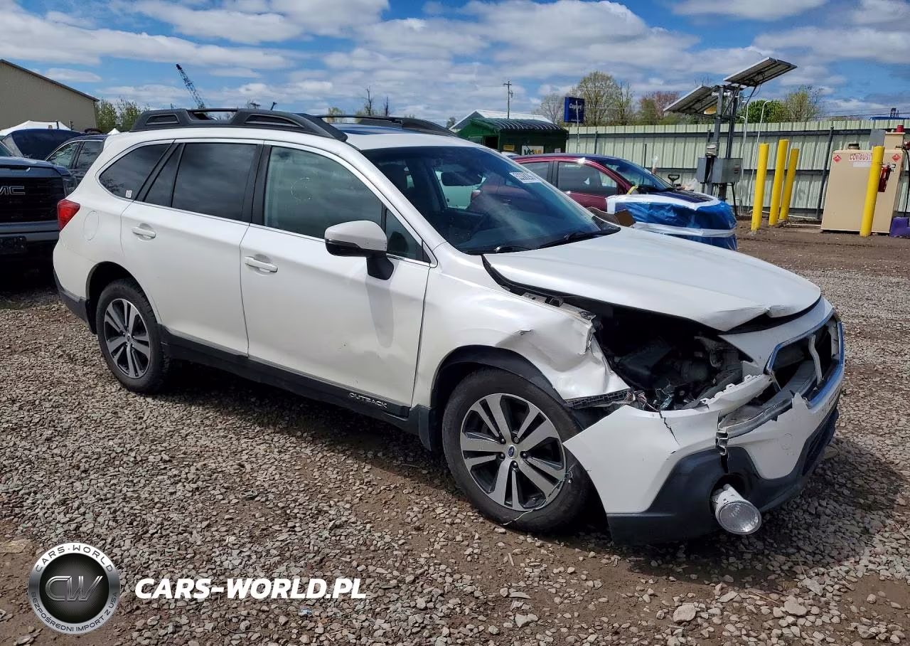 2018 Subaru Outback 3.6R Limited VIN:4S4BSENC9J3274277 - 4