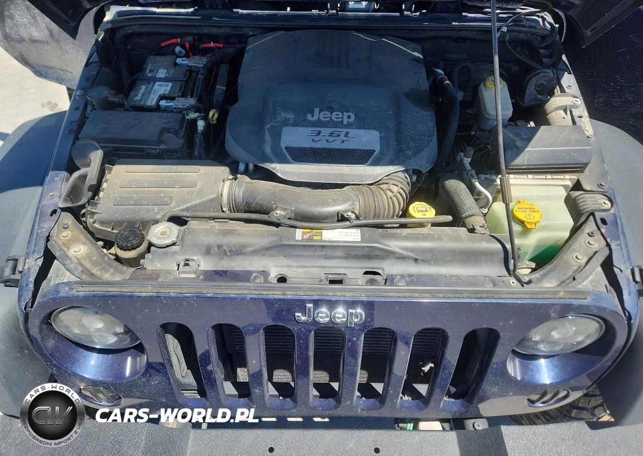 2013 Jeep Wrangler Unlimited Sport VIN:1C4BJWDG1DL513648 - 11