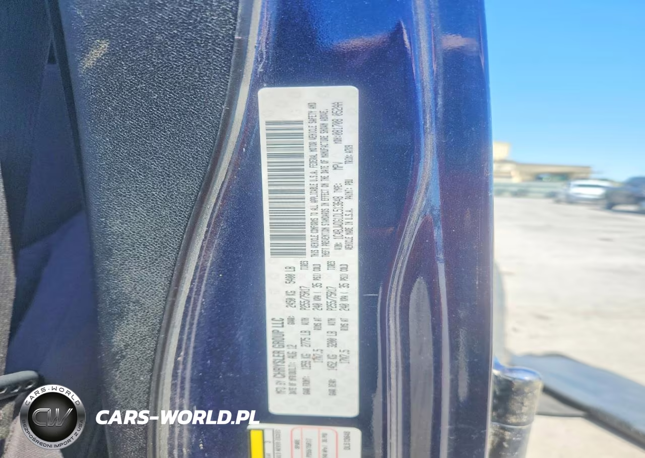 2013 Jeep Wrangler Unlimited Sport VIN:1C4BJWDG1DL513648 - 13