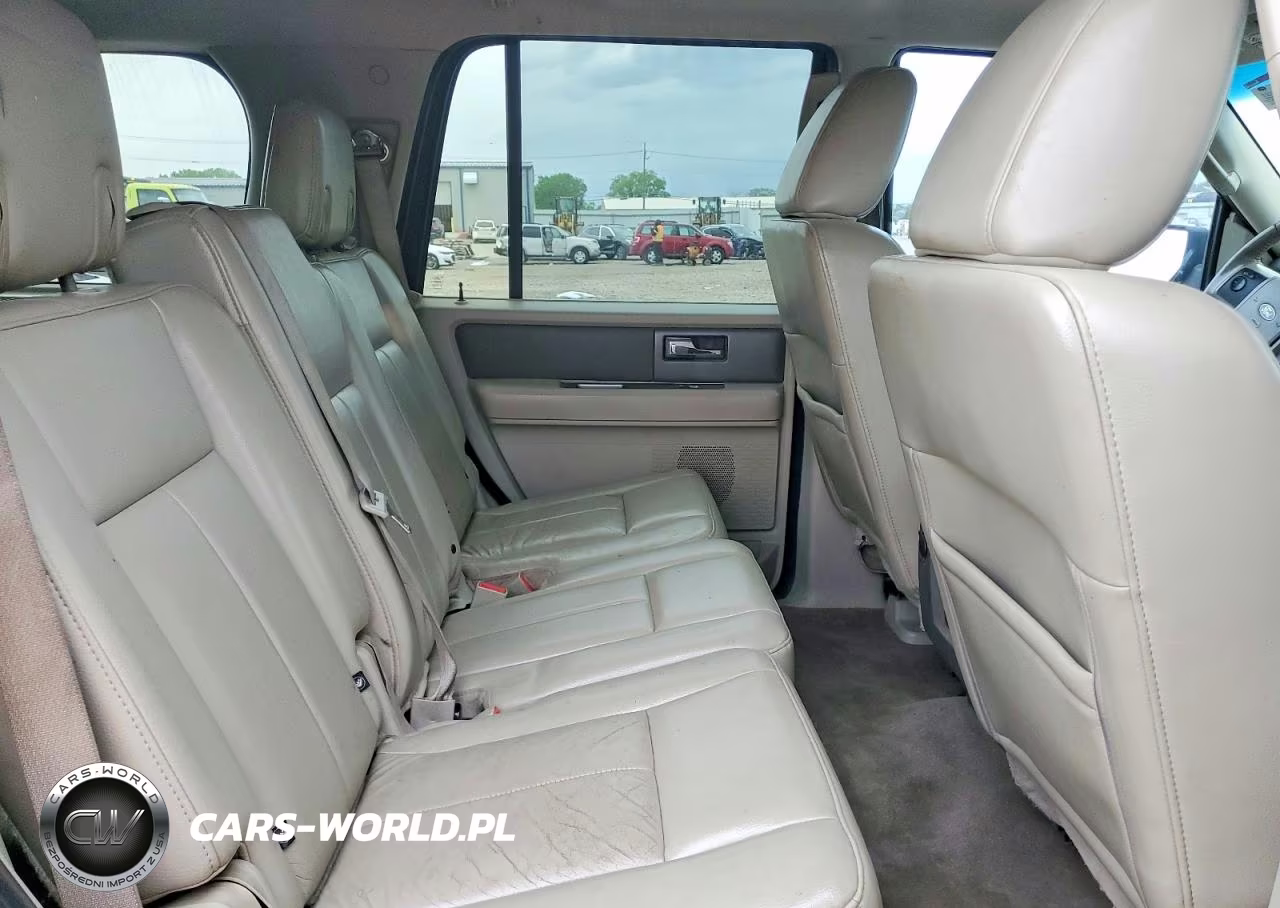2011 Ford Expedition Xlt VIN:1FMJU1J53BEF53493 - 11