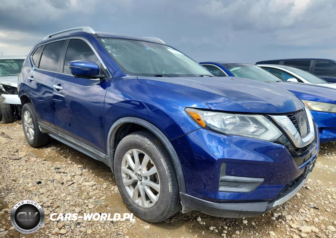 2017 Nissan Rogue Sv VIN:5N1AT2MV7HC875501 - 4
