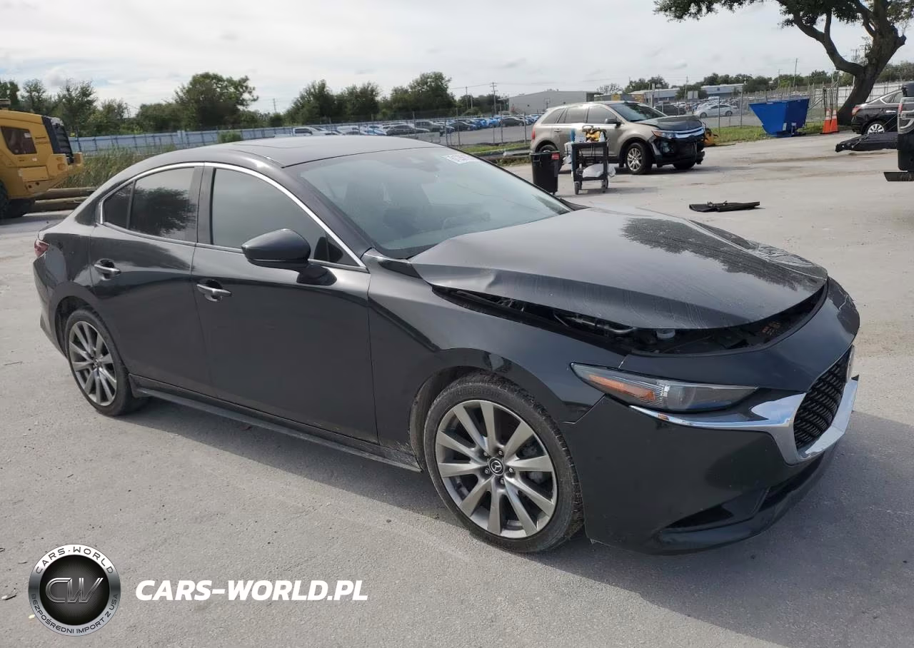 2020 Mazda 3 Premium VIN:JM1BPAEMXL1168636 - 4