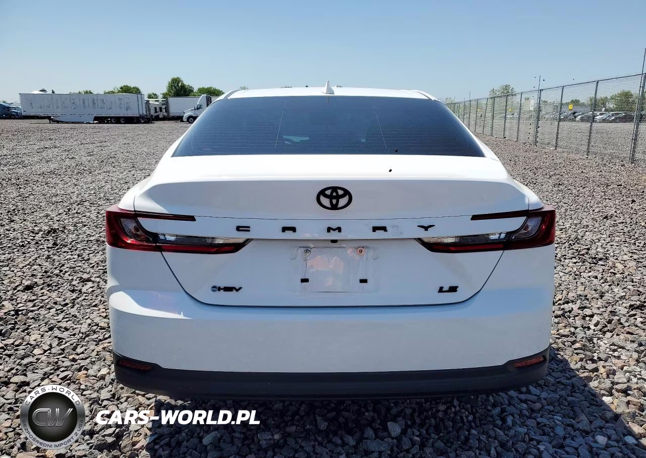 2025 Toyota Camry Le VIN:4T1DAACKXSU649541 - 6