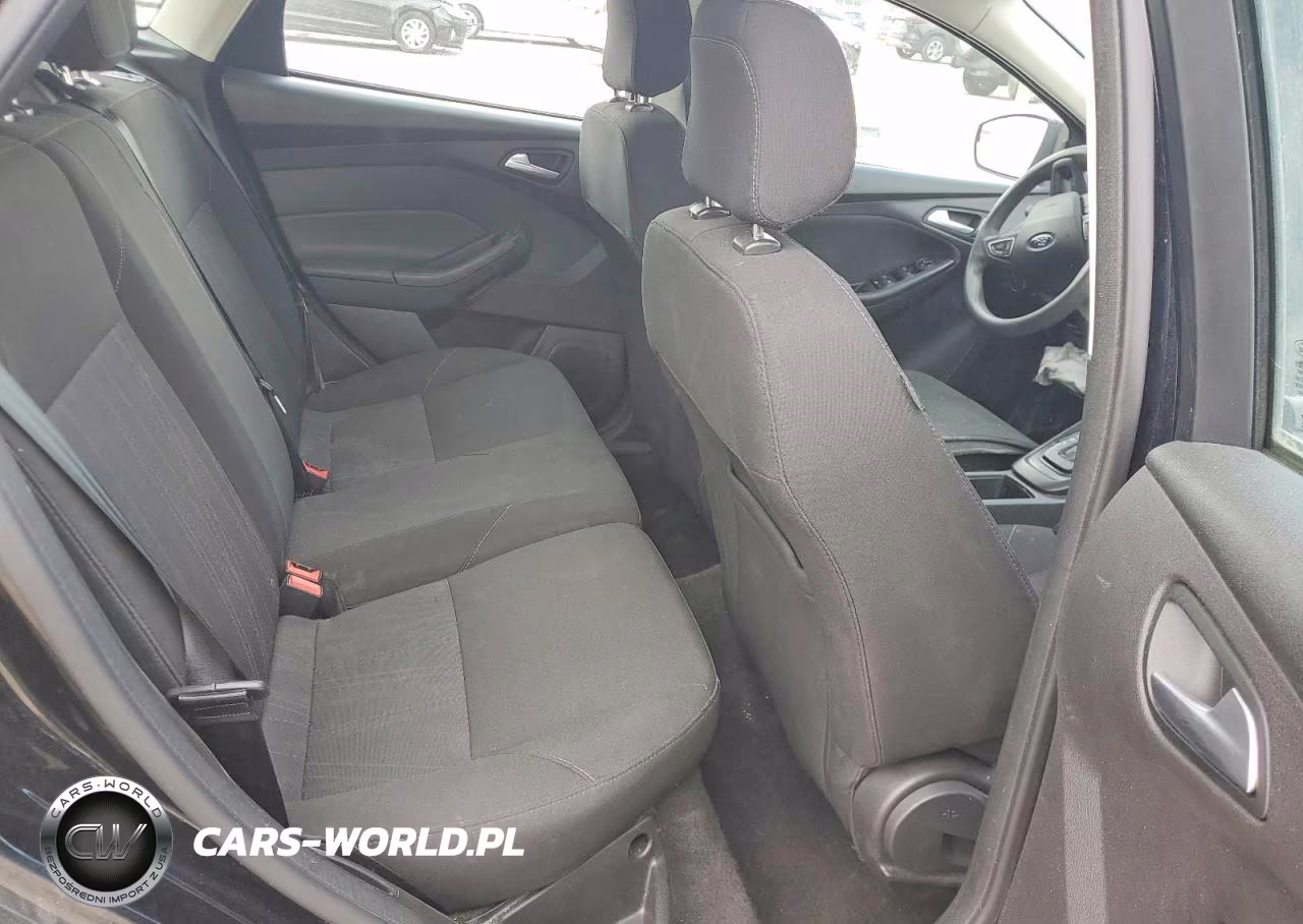 2018 Ford Focus Se VIN:1FADP3K2XJL288564 - 11