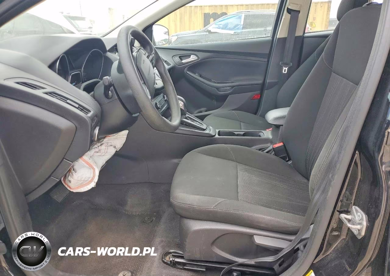 2018 Ford Focus Se VIN:1FADP3K2XJL288564 - 7