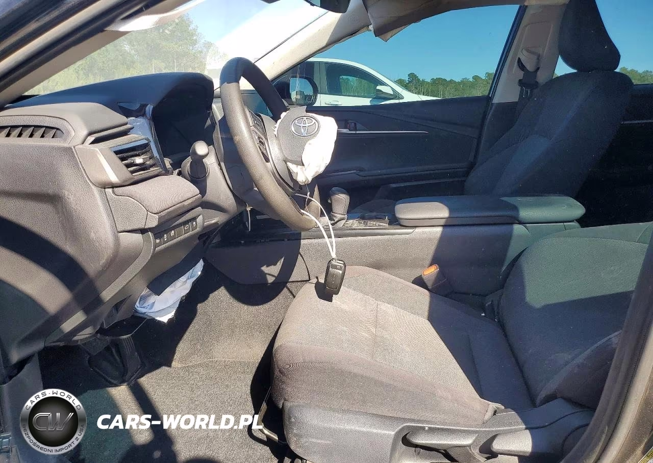 2025 Toyota Camry Le VIN:4T1DAACKXSU190396 - 7