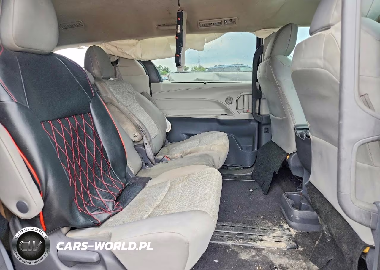 2021 Toyota Sienna Le VIN:5TDKRKECXMS001401 - 11