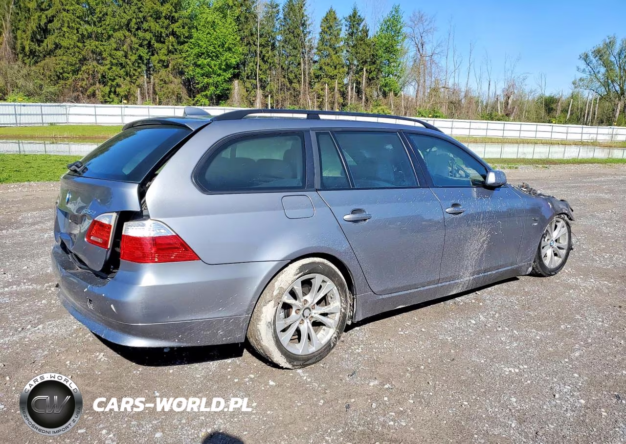 2009 BMW 535 Xi VIN:WBAPT73539CX02523 - 3