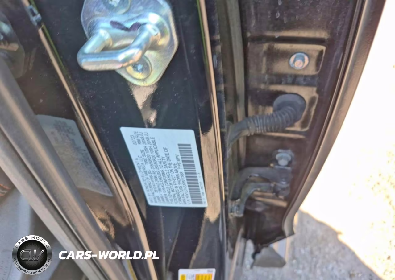 2023 Honda Pilot Sport VIN:5FNYG1H33PB013968 - 10