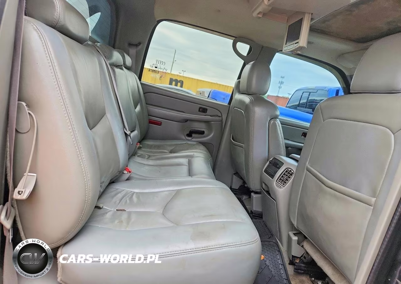 2005 Chevrolet Avalanche K1500 VIN:3GNEK12T25G149677 - 10