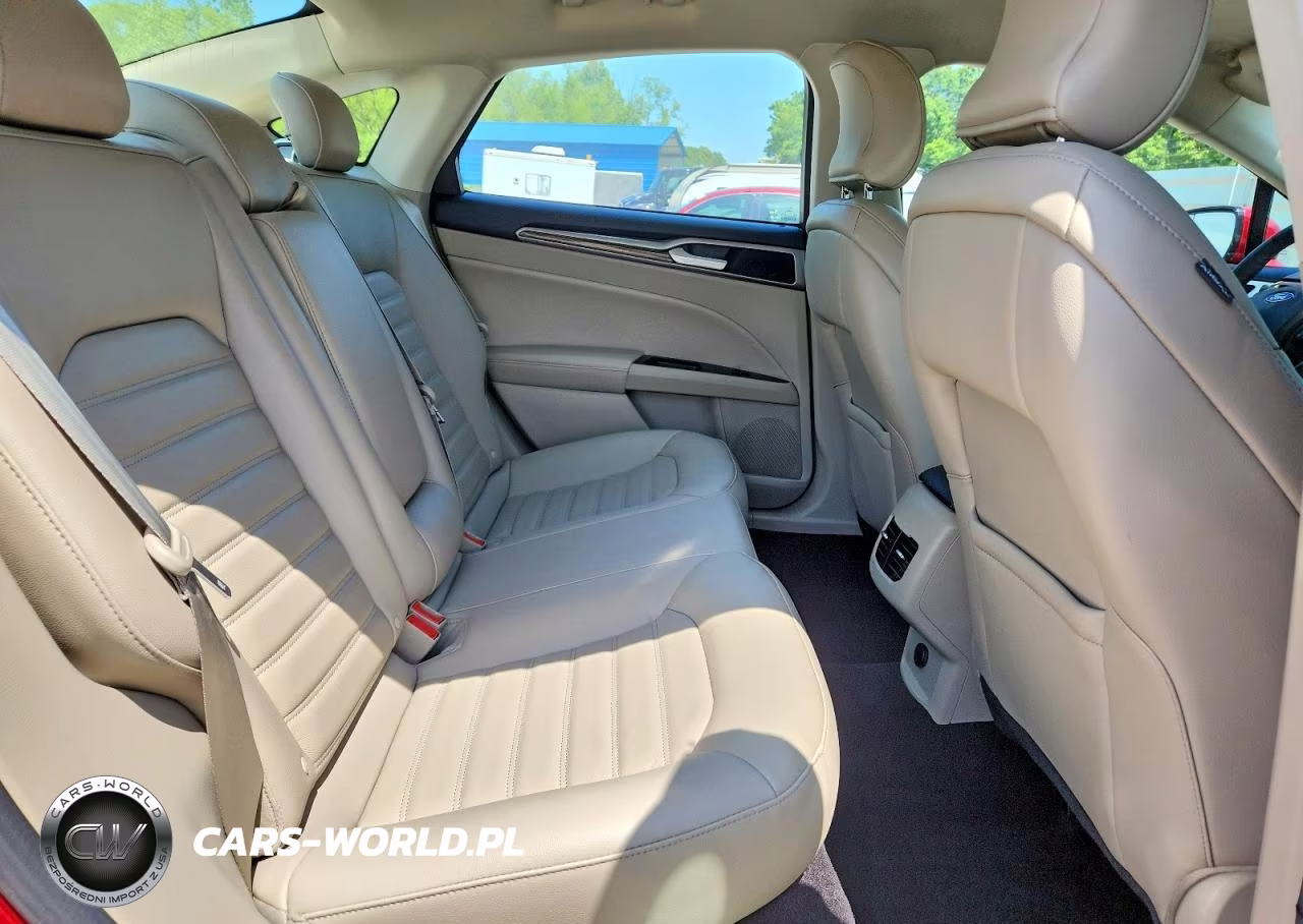 2017 Ford Fusion Se VIN:3FA6P0HD0HR241846 - 10