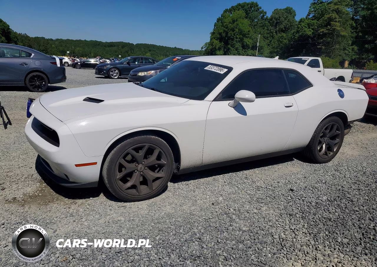 2017 Dodge Challenger Sxt