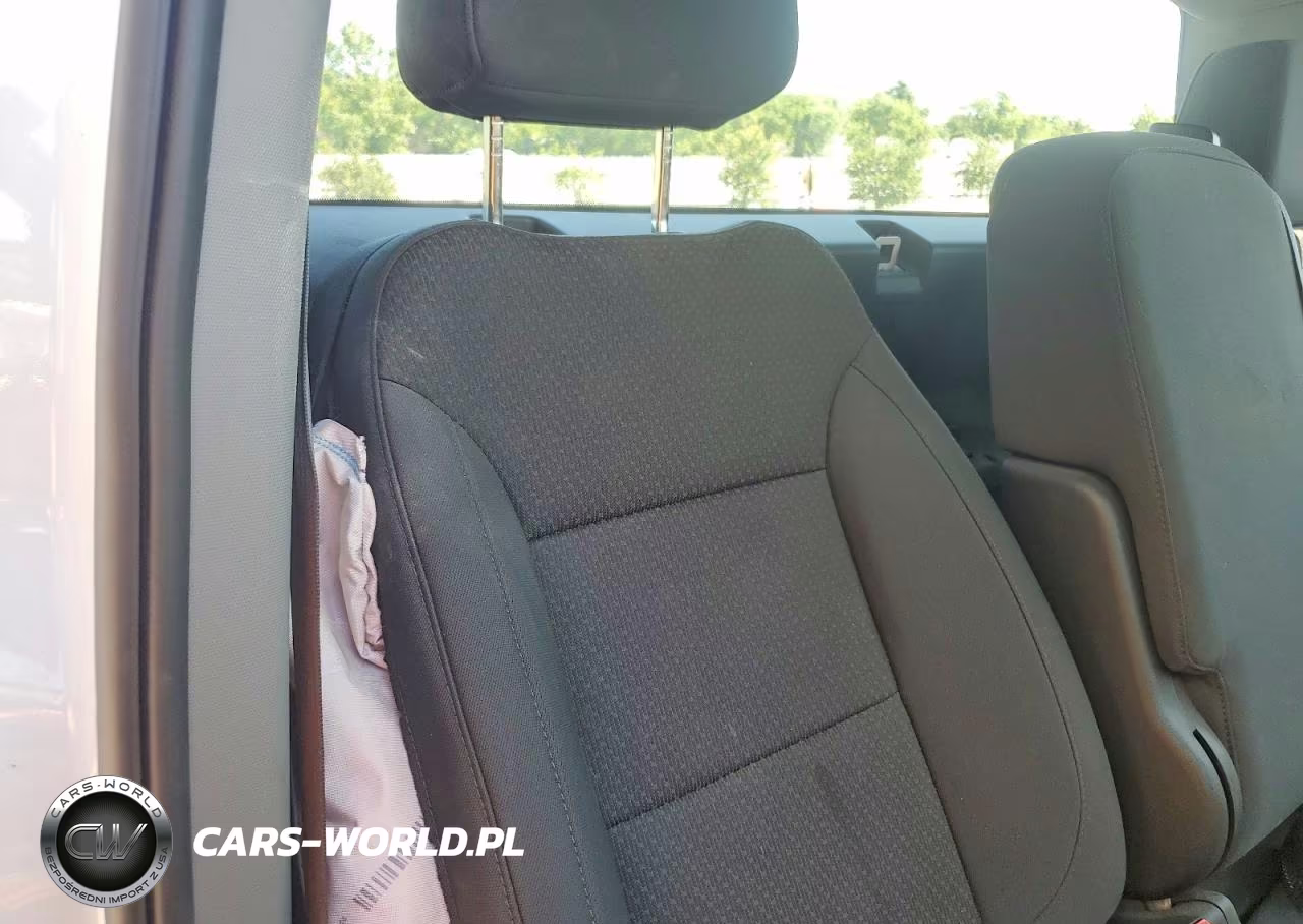 2025 Chevrolet Silverado C1500 VIN:3GCNAAED3SG325387 - 10