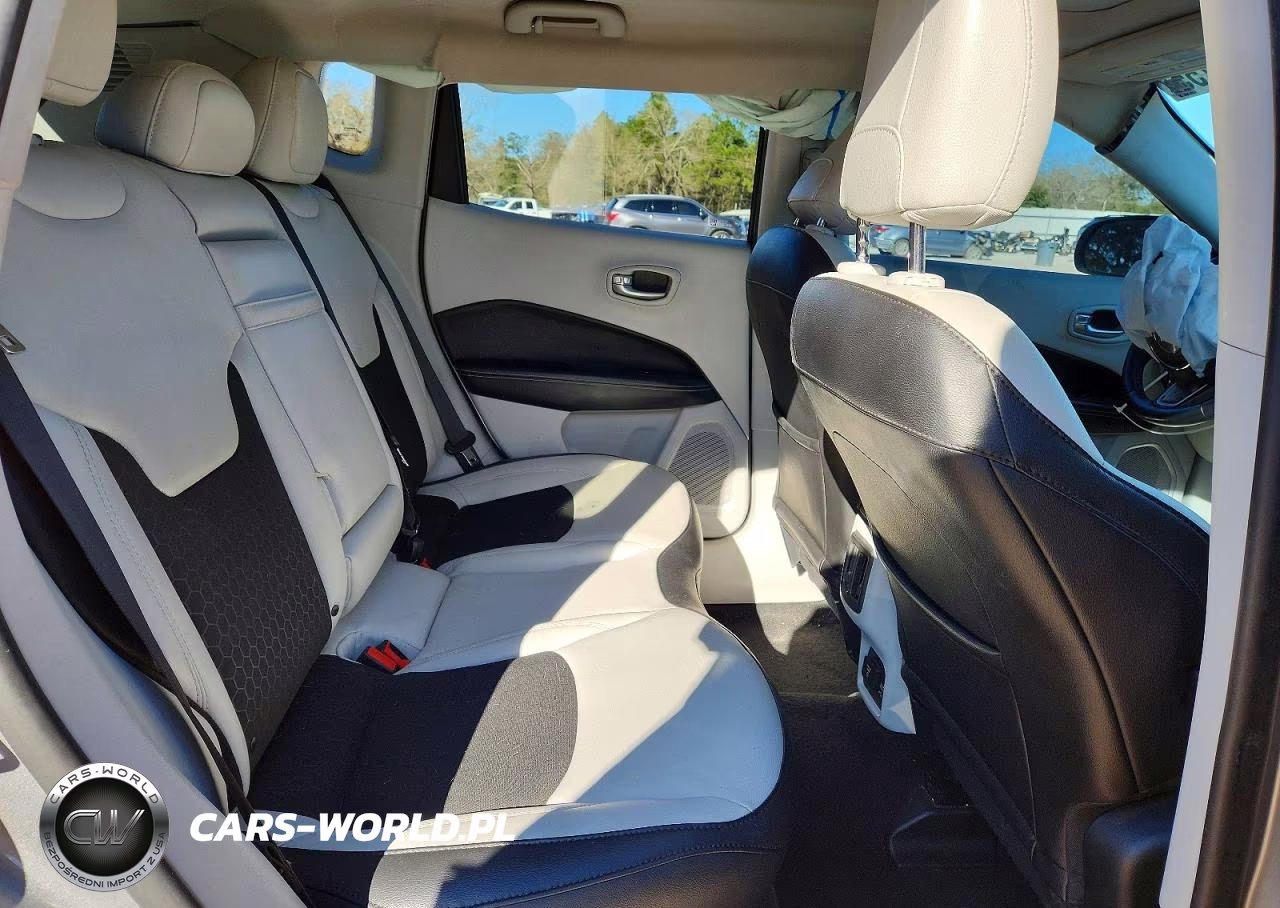 2019 Jeep Compass Latitude VIN:3C4NJCBB5KT814900 - 11