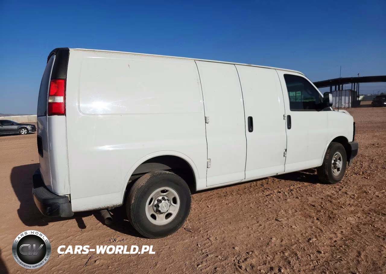 2017 Chevrolet Express G2500 VIN:1GCWGAFFXH1113208 - 3