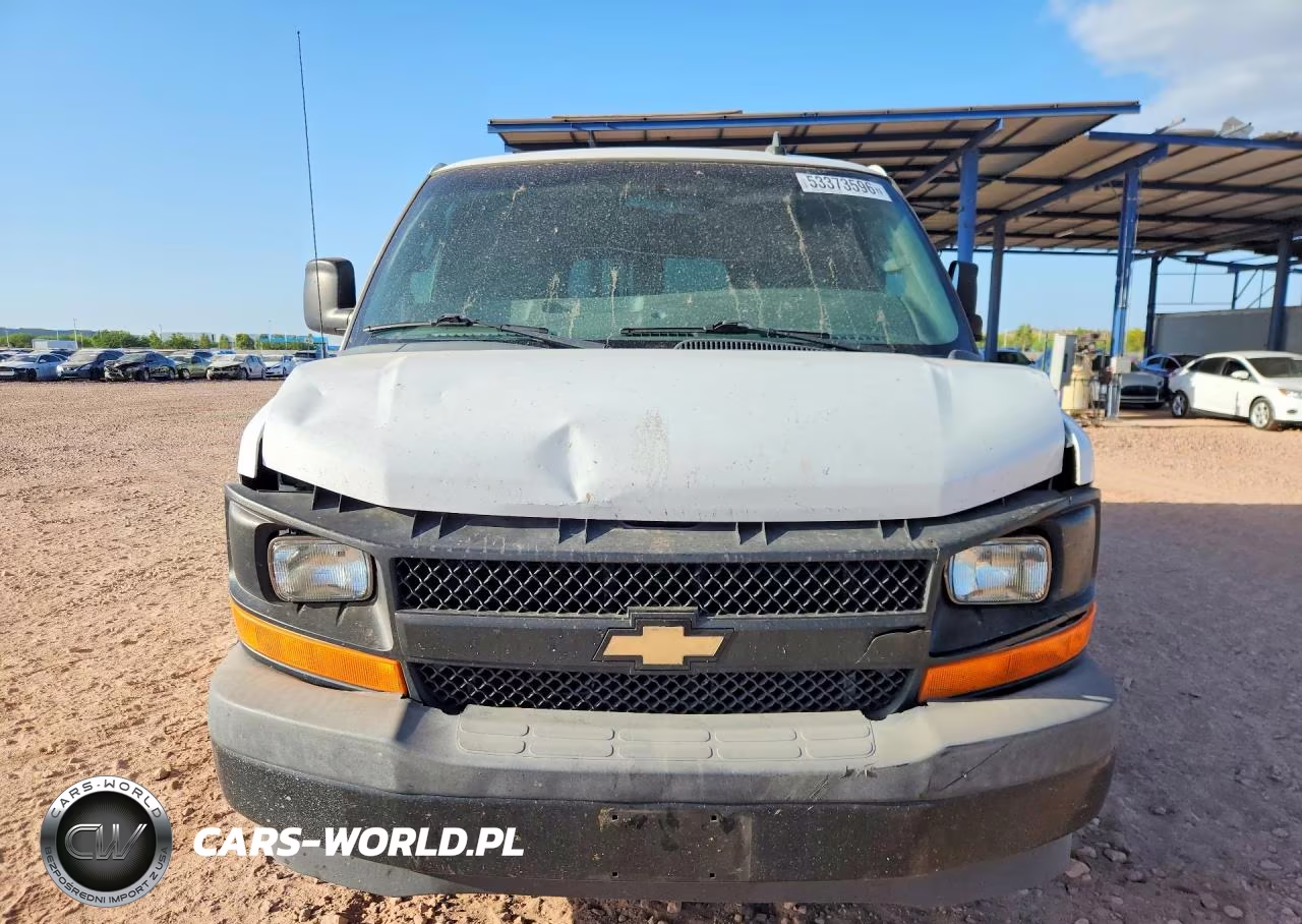 2017 Chevrolet Express G2500 VIN:1GCWGAFFXH1113208 - 5