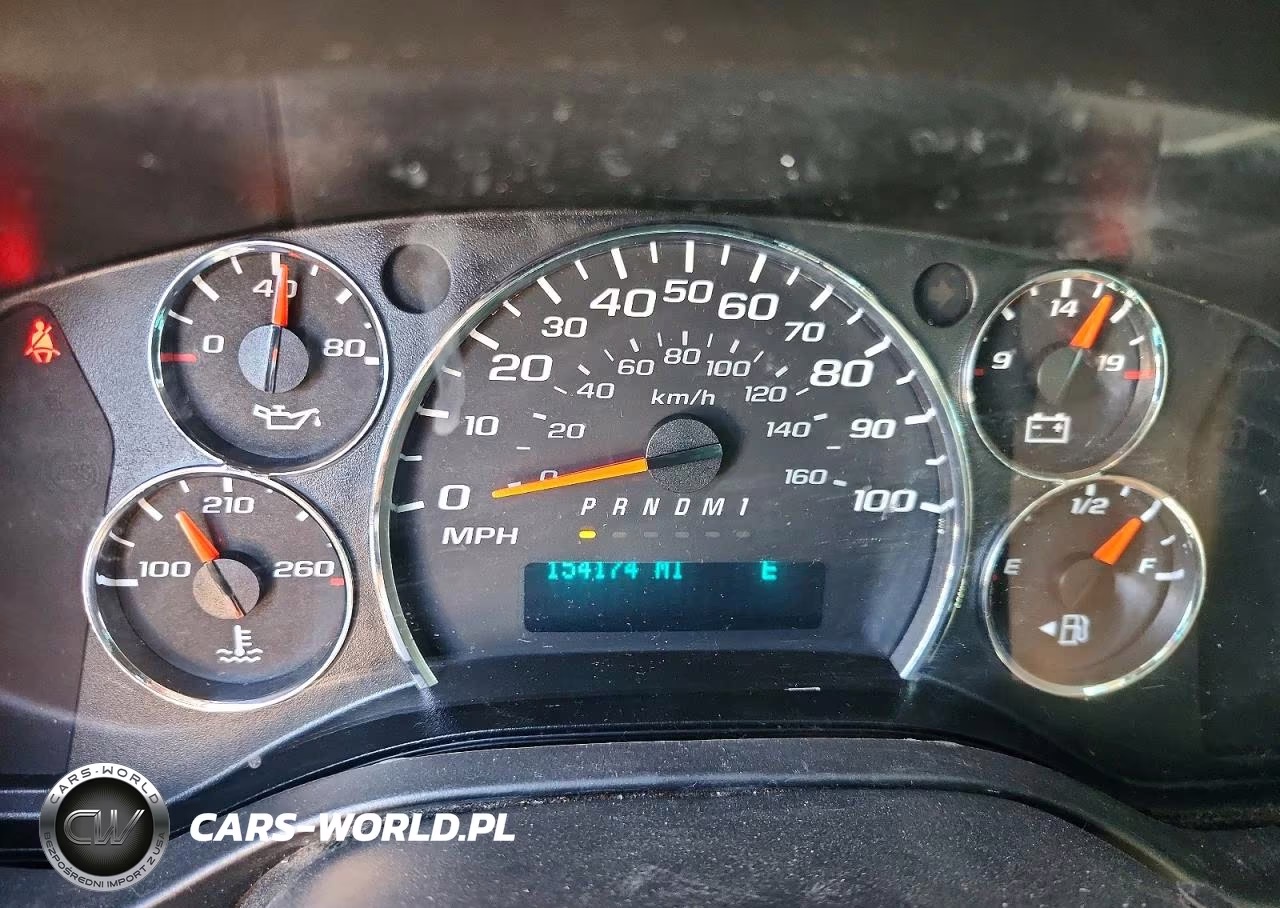 2017 Chevrolet Express G2500 VIN:1GCWGAFFXH1113208 - 9