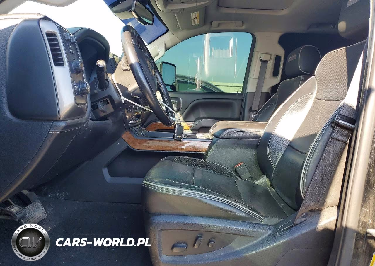 2019 Chevrolet Silverado K2500 High Country VIN:1GC1KUEY5KF135415 - 7