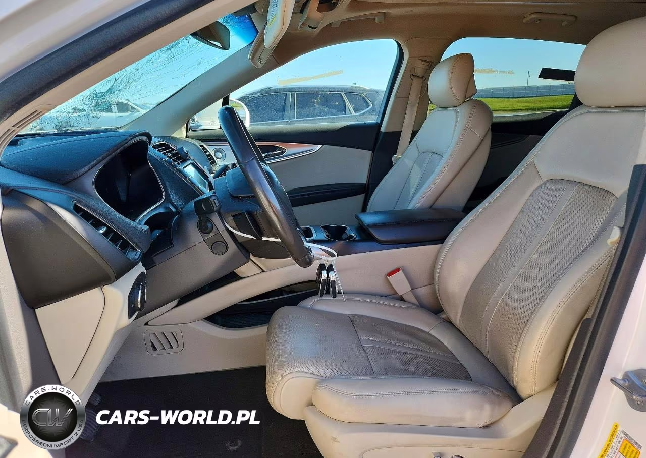 2019 Lincoln Nautilus Reserve VIN:2LMPJ8L93KBL41947 - 7