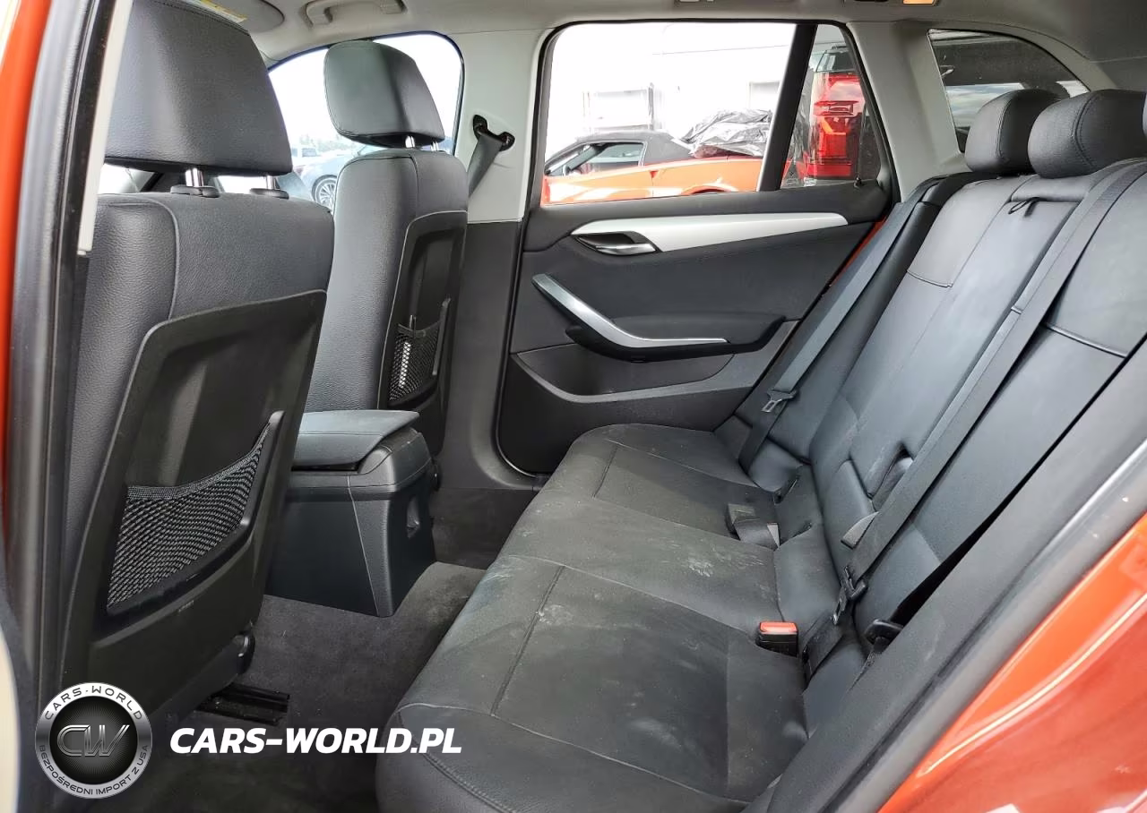 2015 BMW X1 xDrive28I VIN:WBAVL1C51FVY26469 - 11