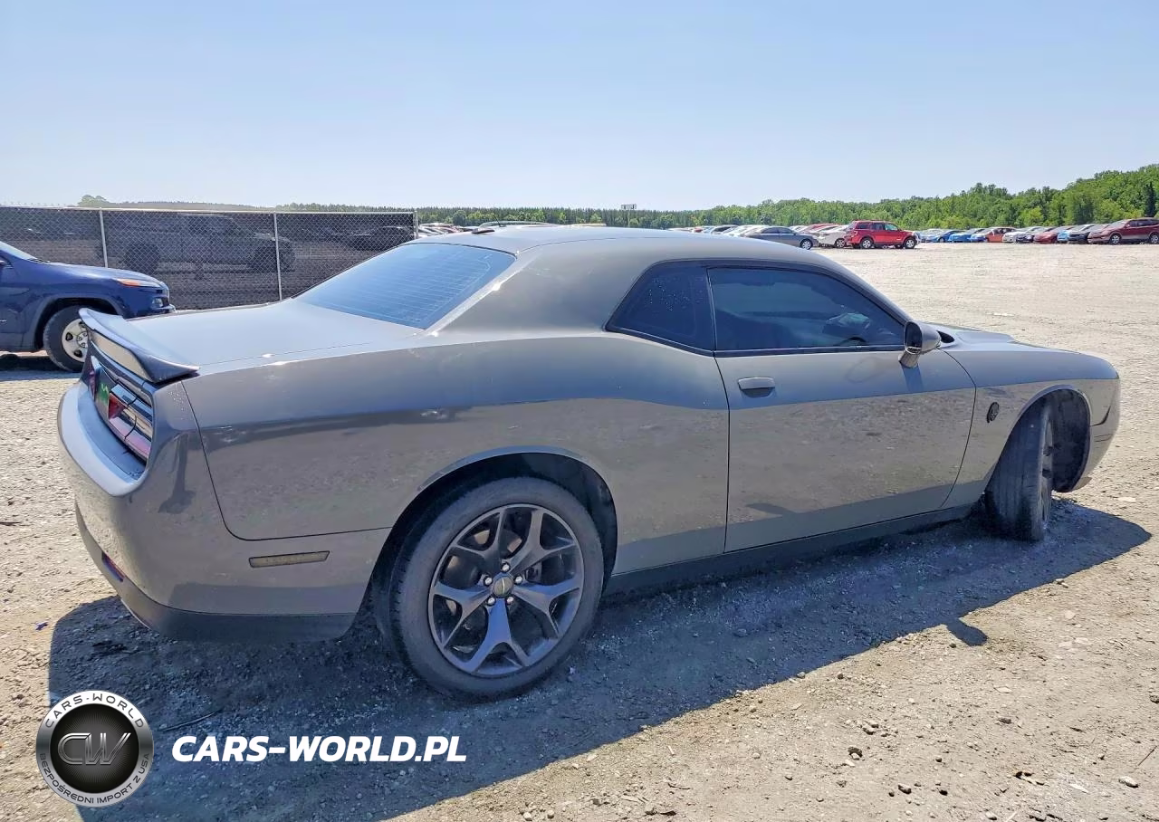 2023 Dodge Challenger Sxt VIN:2C3CDZAG4PH601990 - 3