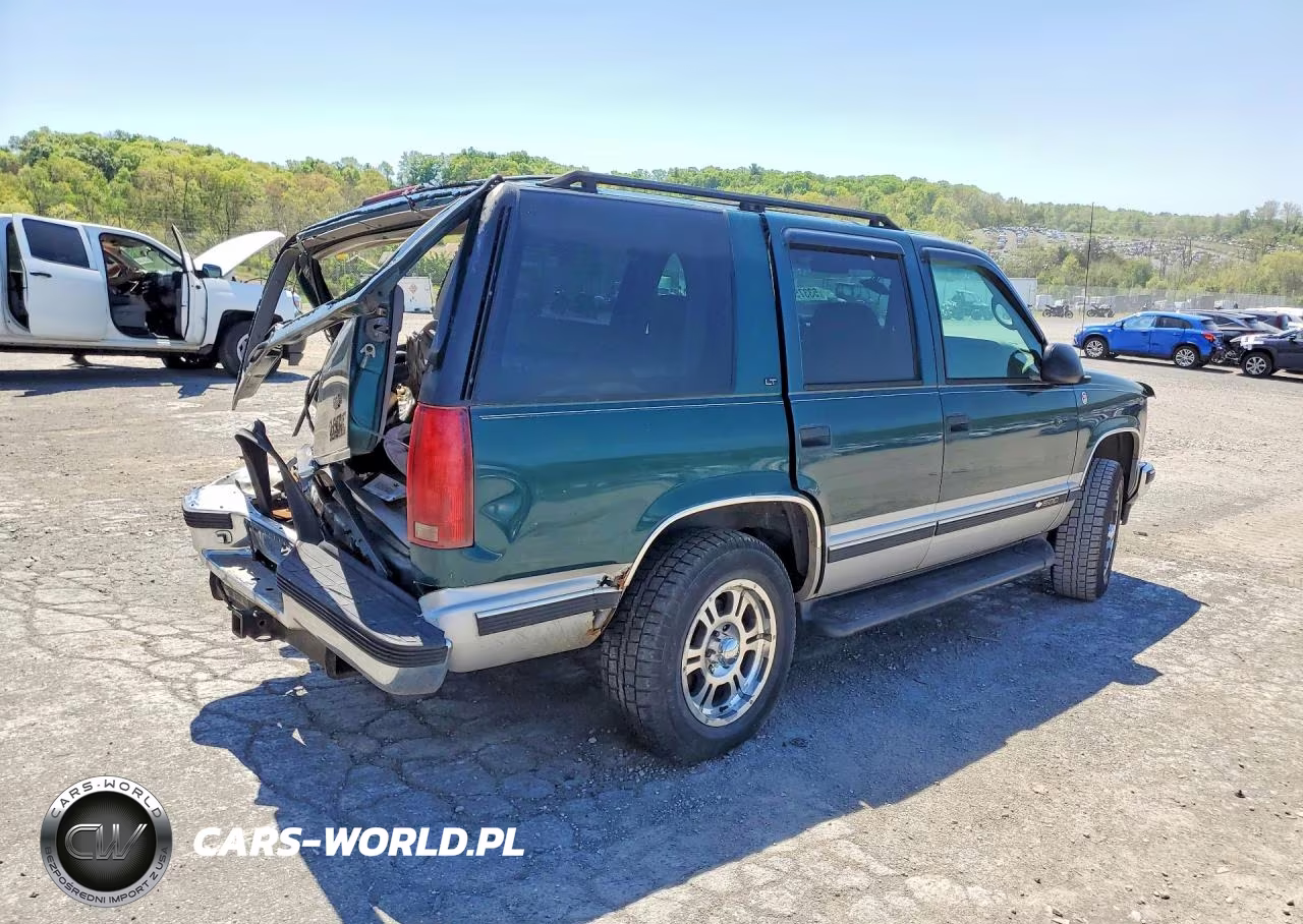 1997 Chevrolet Tahoe K1500 VIN:1GNEK13R1VJ440432 - 3