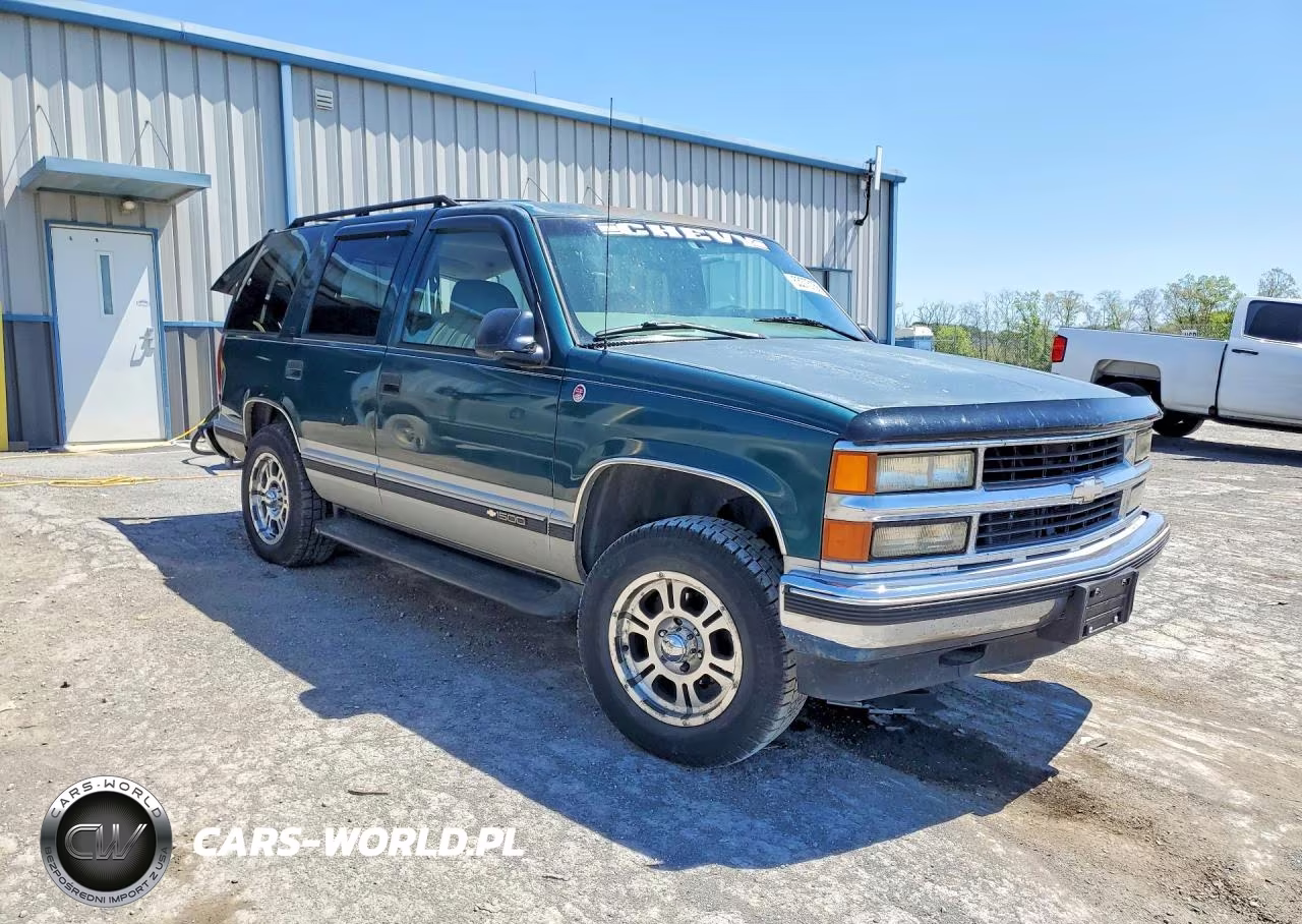 1997 Chevrolet Tahoe K1500 VIN:1GNEK13R1VJ440432 - 4