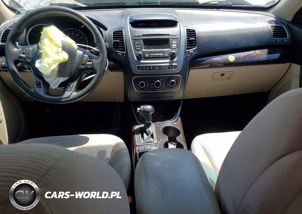 2015 Kia Sorento Lx VIN:5XYKTDA70FG659900 - 8