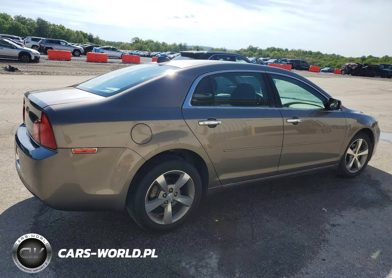 2012 Chevrolet Malibu 1Lt VIN:1G1ZC5E04CF313891 - 3