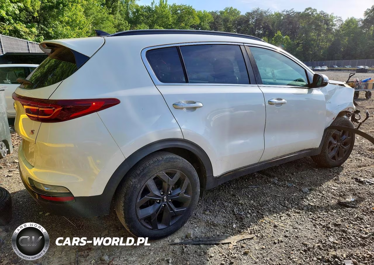 2020 Kia Sportage S VIN:KNDP6CAC4L7682268 - 3