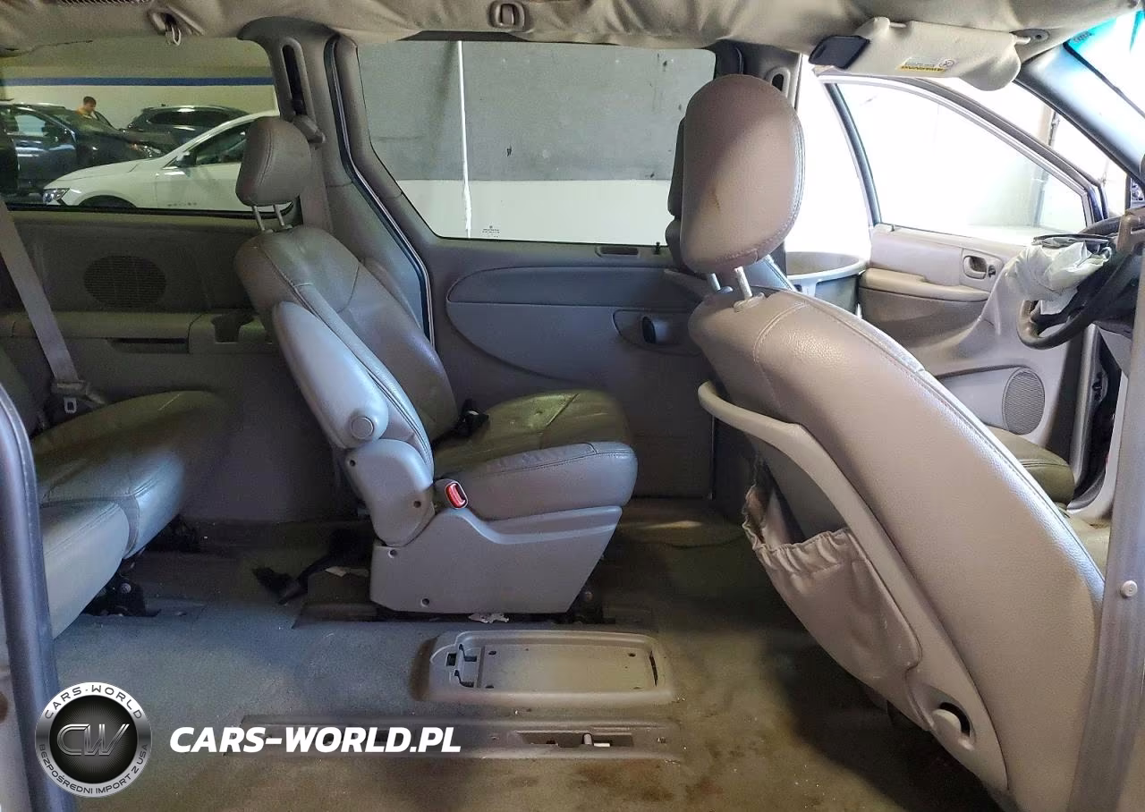 2002 Chrysler Town & Country Ex VIN:2C4GP74L42R762537 - 11