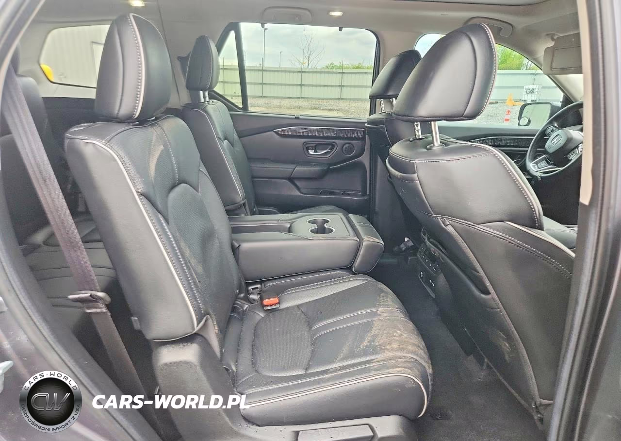 2023 Honda Pilot Elite VIN:5FNYG1H88PB038103 - 11