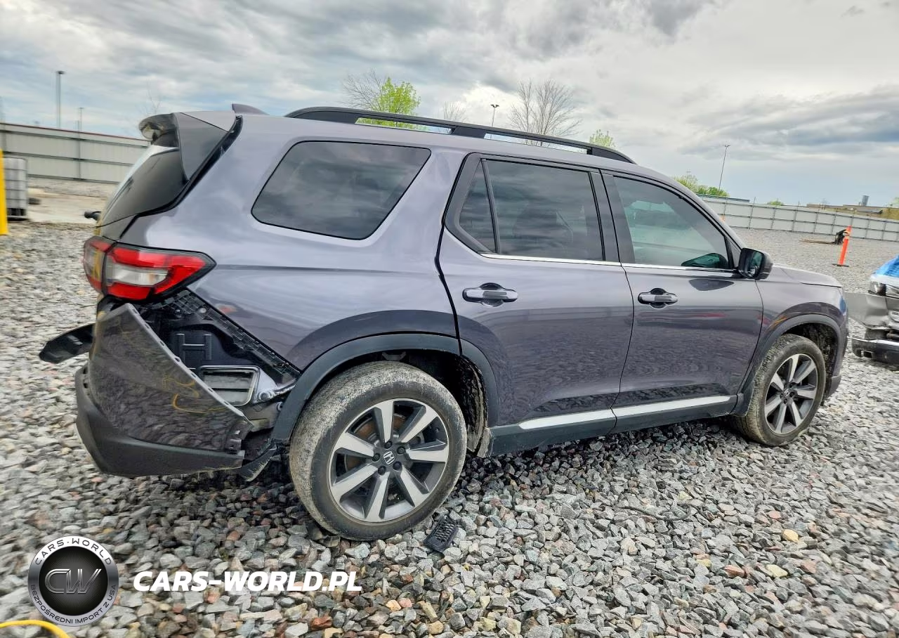 2023 Honda Pilot Elite VIN:5FNYG1H88PB038103 - 3