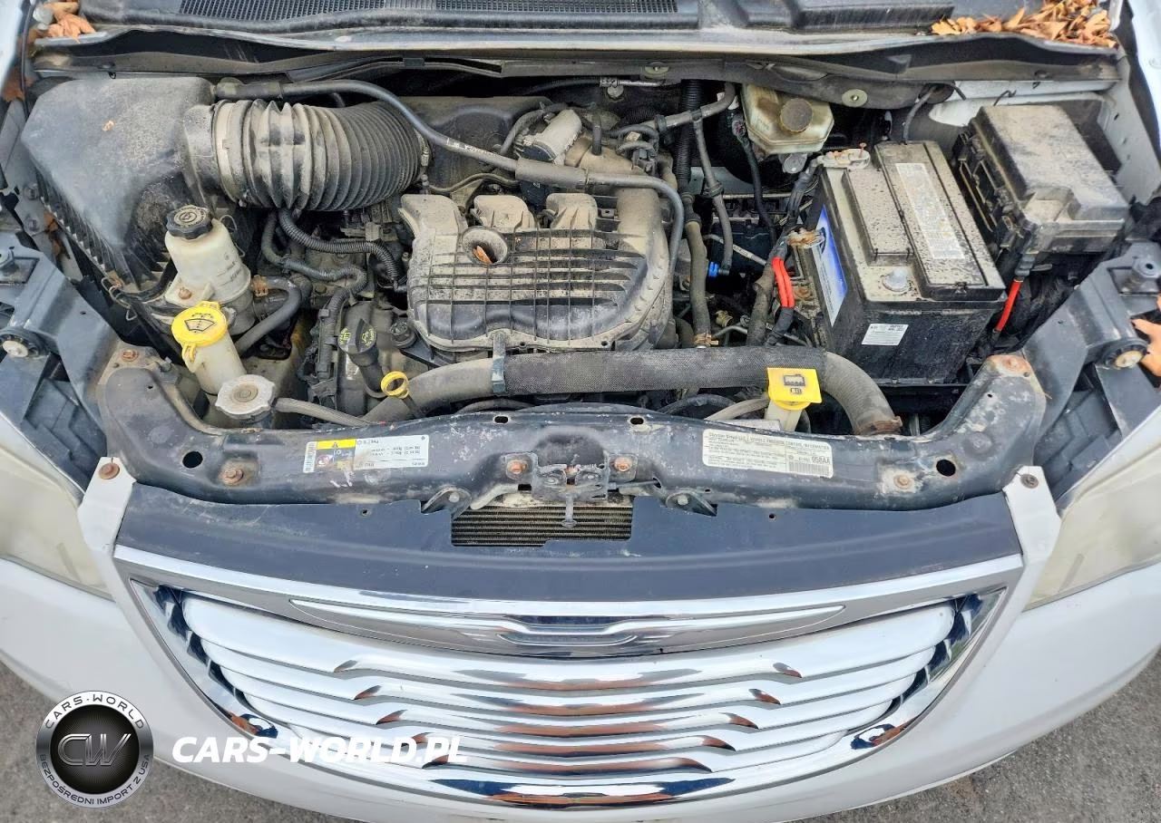 2014 Chrysler Town & Country Touring VIN:2C4RC1BG8ER138381 - 12