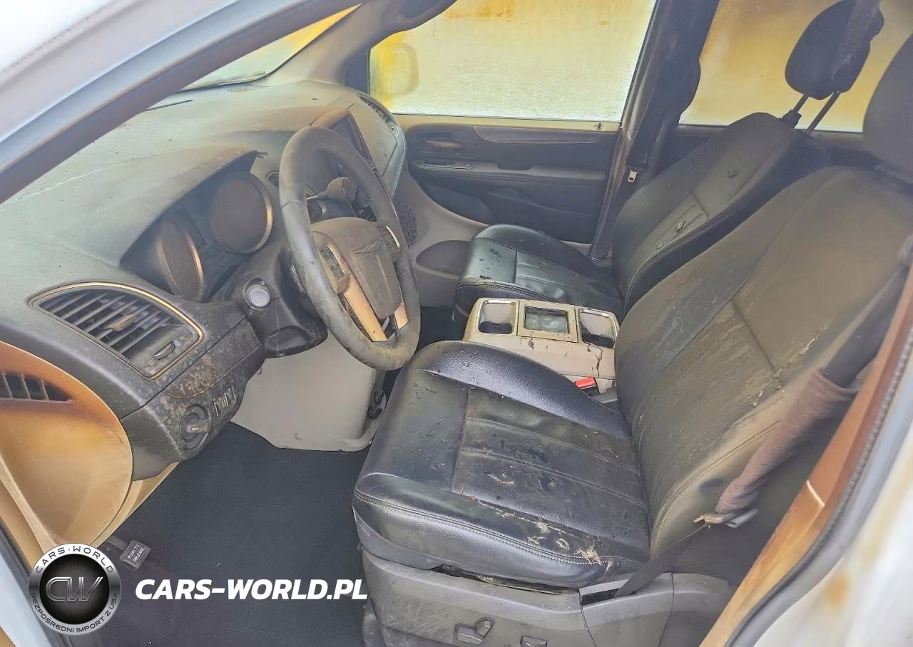 2014 Chrysler Town & Country Touring VIN:2C4RC1BG8ER138381 - 7