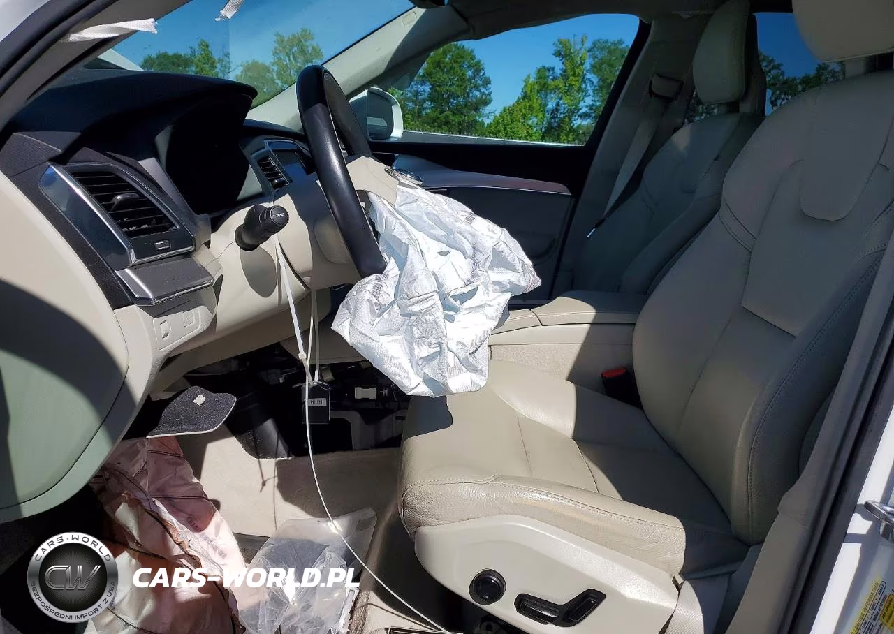 2016 Volvo Xc90 T6 VIN:YV4A22PK2G1085894 - 7