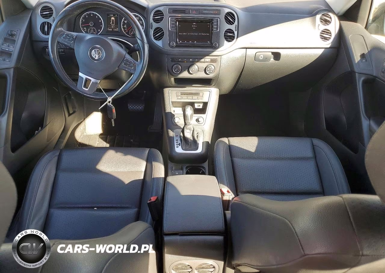 2017 Volkswagen Tiguan S VIN:WVGAV7AXXHK030001 - 8