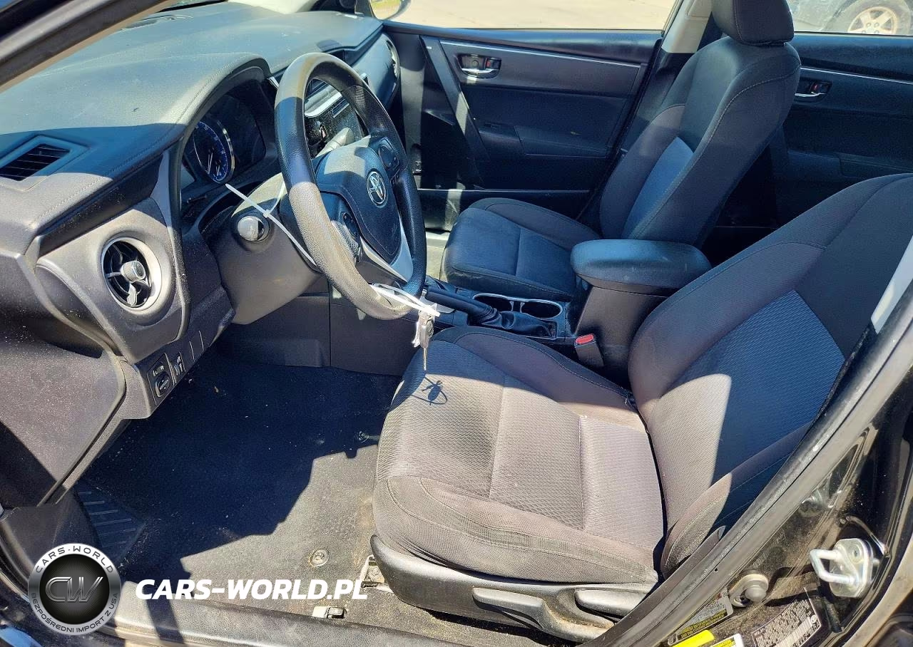 2017 Toyota Corolla Le VIN:5YFBURHE6HP702617 - 7