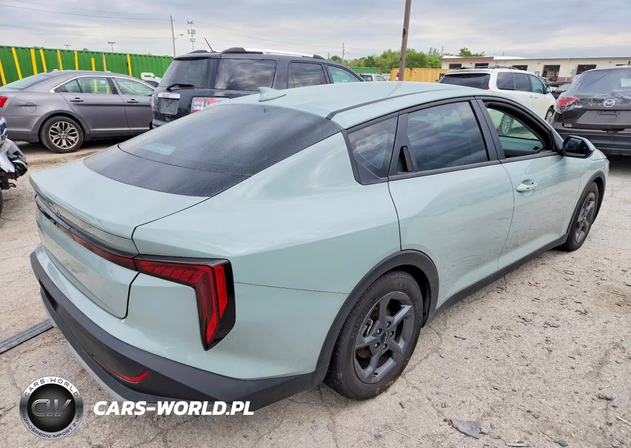2025 Kia K4 Lxs VIN:3KPFT4DE4SE108551 - 3