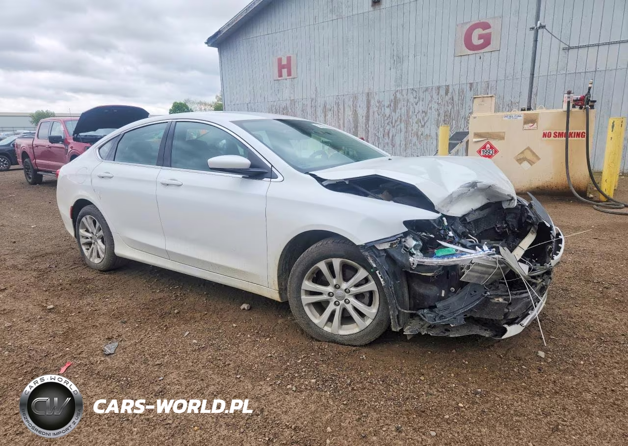 2016 Chrysler 200 Limited VIN:1C3CCCAB9GN123741 - 4