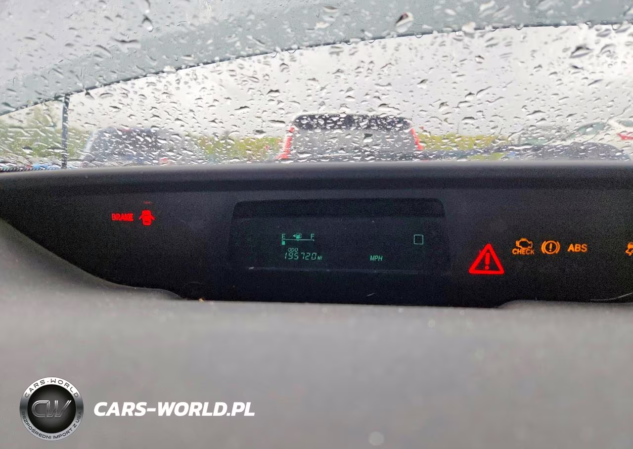 2005 Toyota Prius Base VIN:JTDKB20U353113531 - 9