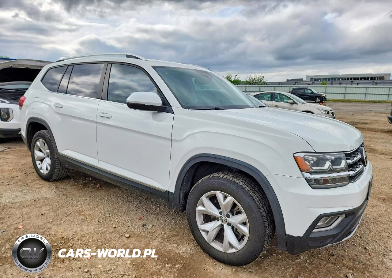 2018 Volkswagen Atlas Sel VIN:1V2ER2CA6JC552726 - 4