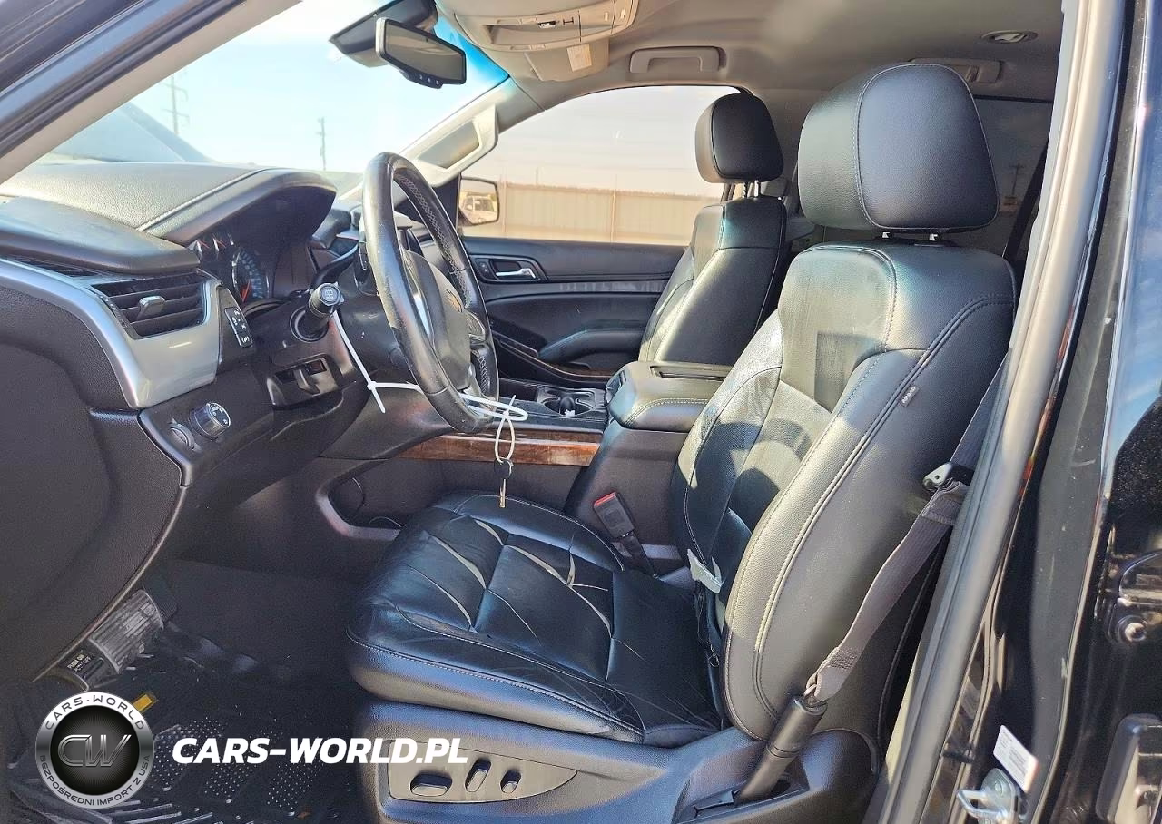 2019 Chevrolet Suburban C1500 Lt VIN:1GNSCHKC2KR172672 - 7