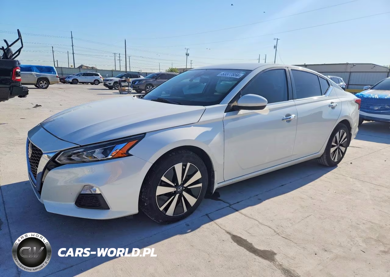 2021 Nissan Altima Sv