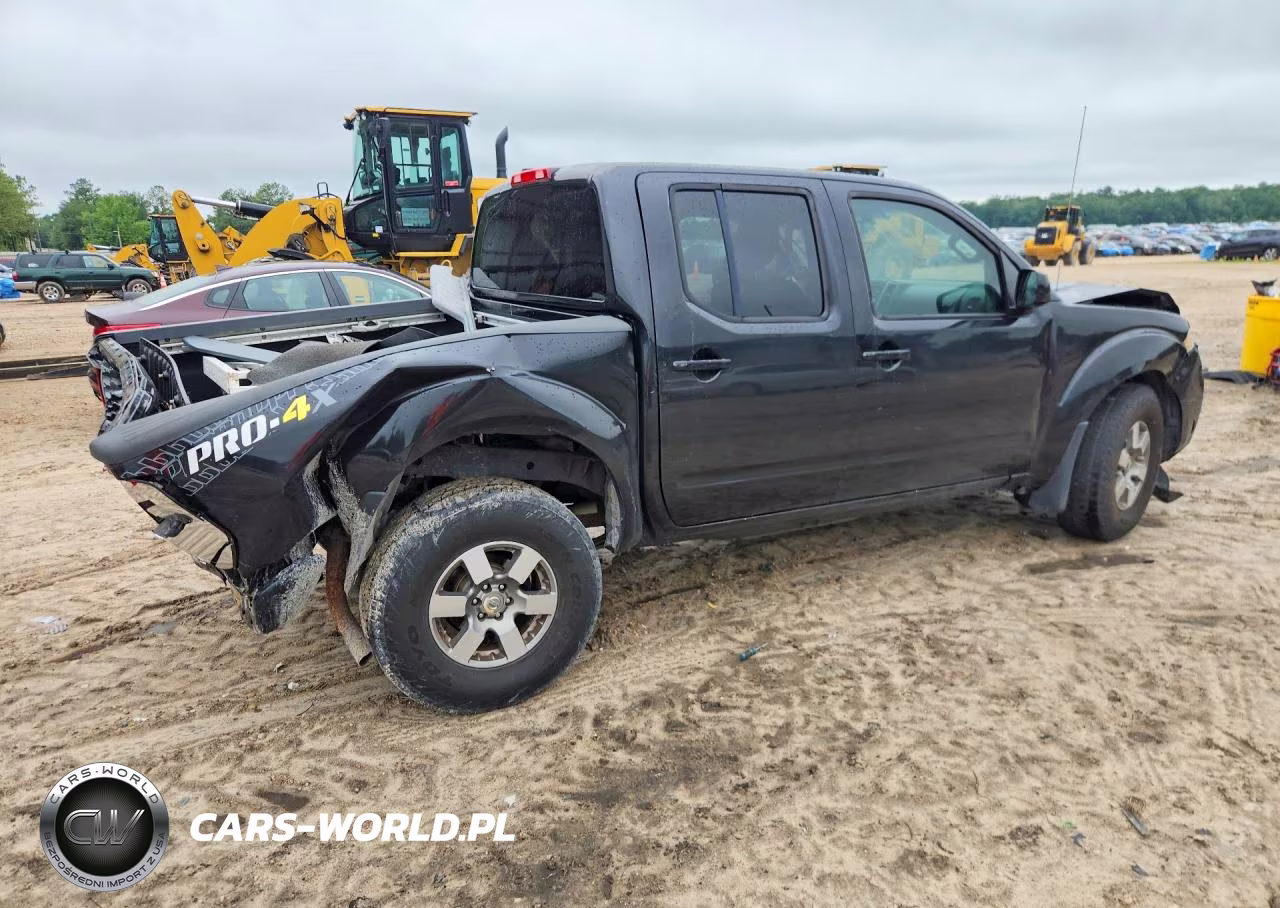2013 Nissan Frontier S VIN:1N6AD0EV5DN745281 - 3